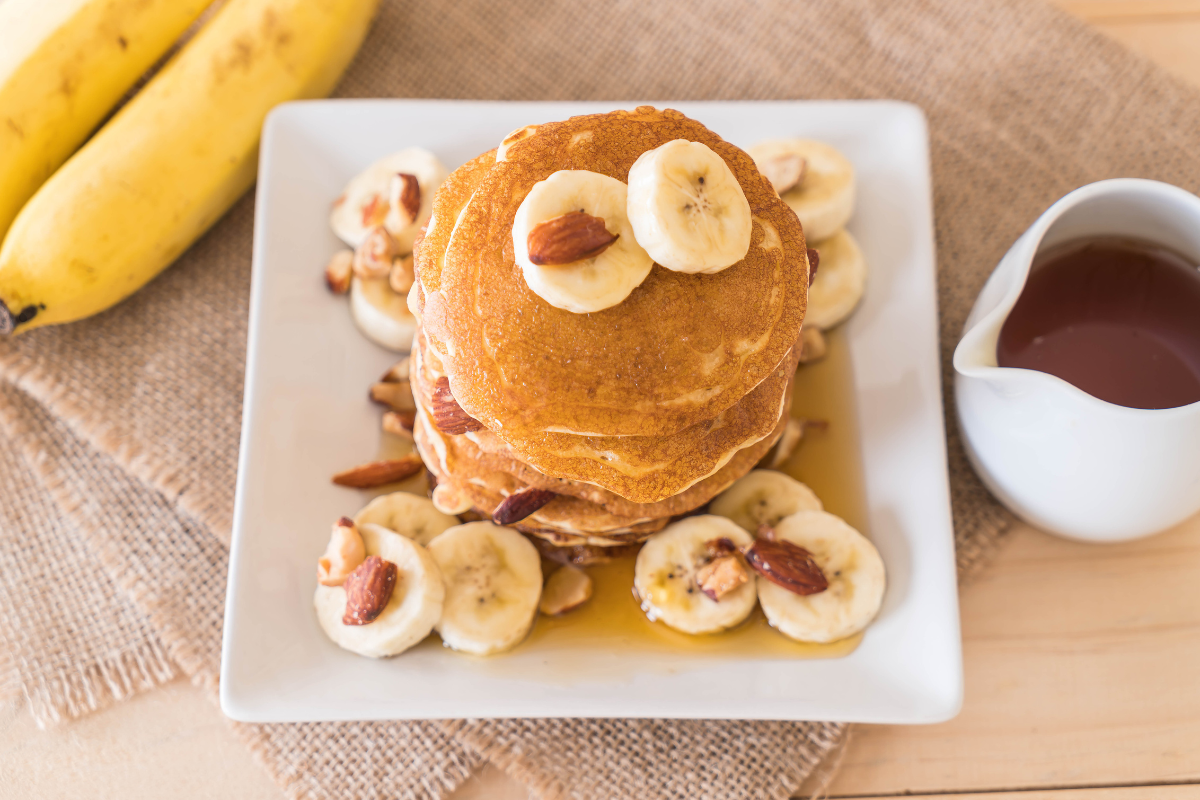 banana oat pancakes for picky eaters